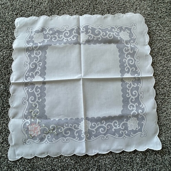 Other - Decorative White Napkins